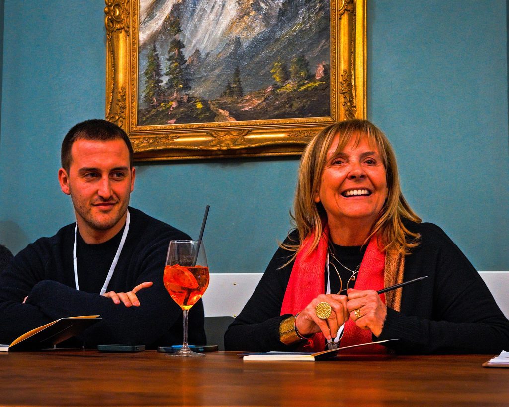 Opportunità per giovani: formazione, imprenditorialità e innovazione sociale