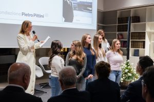presentazione 166